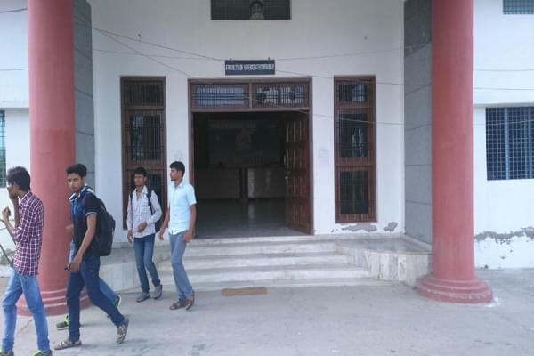 J.S. University Shikohabad hostel photo 8